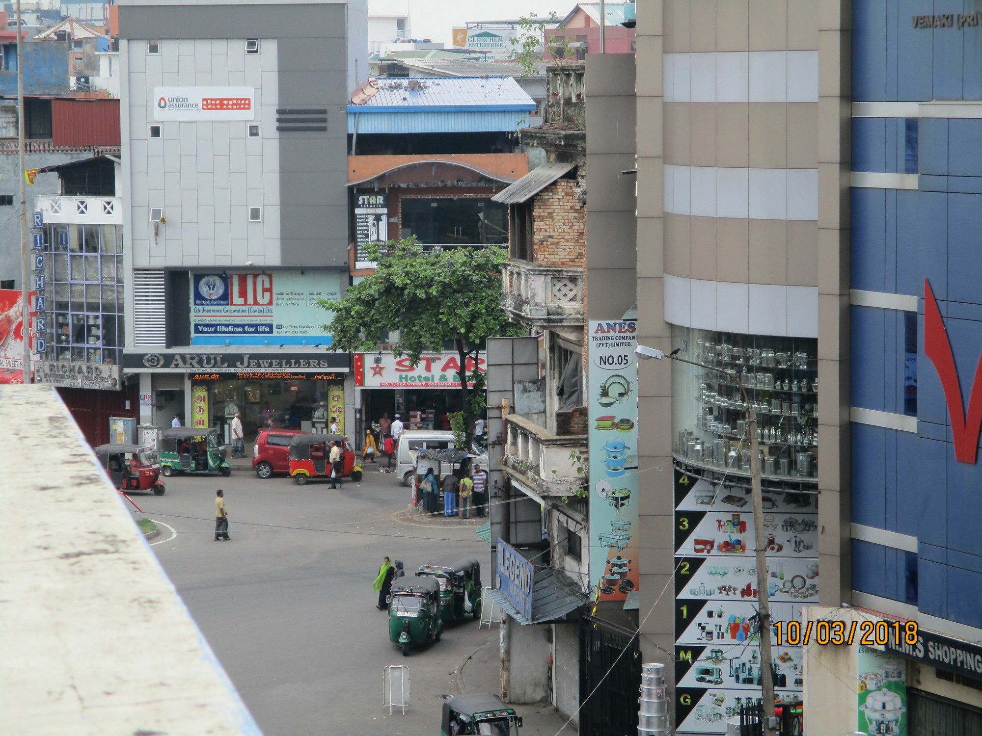 City Hotel Colombo Exterior photo